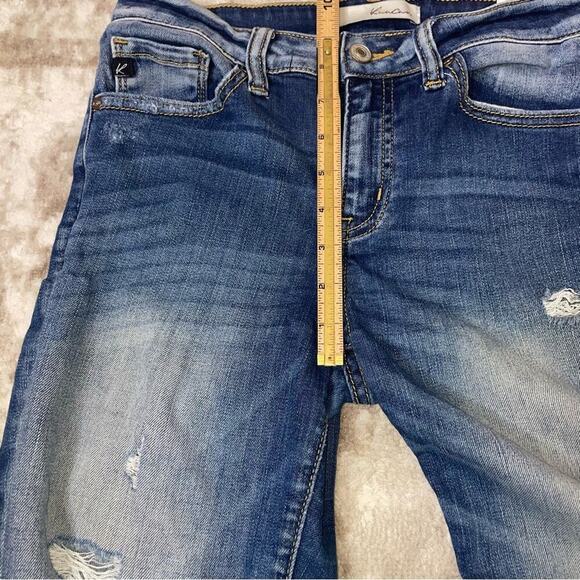 KanCan medium wash medium rise factory distressed straight leg jeans SZ 7 (27") - Picture 6 of 9